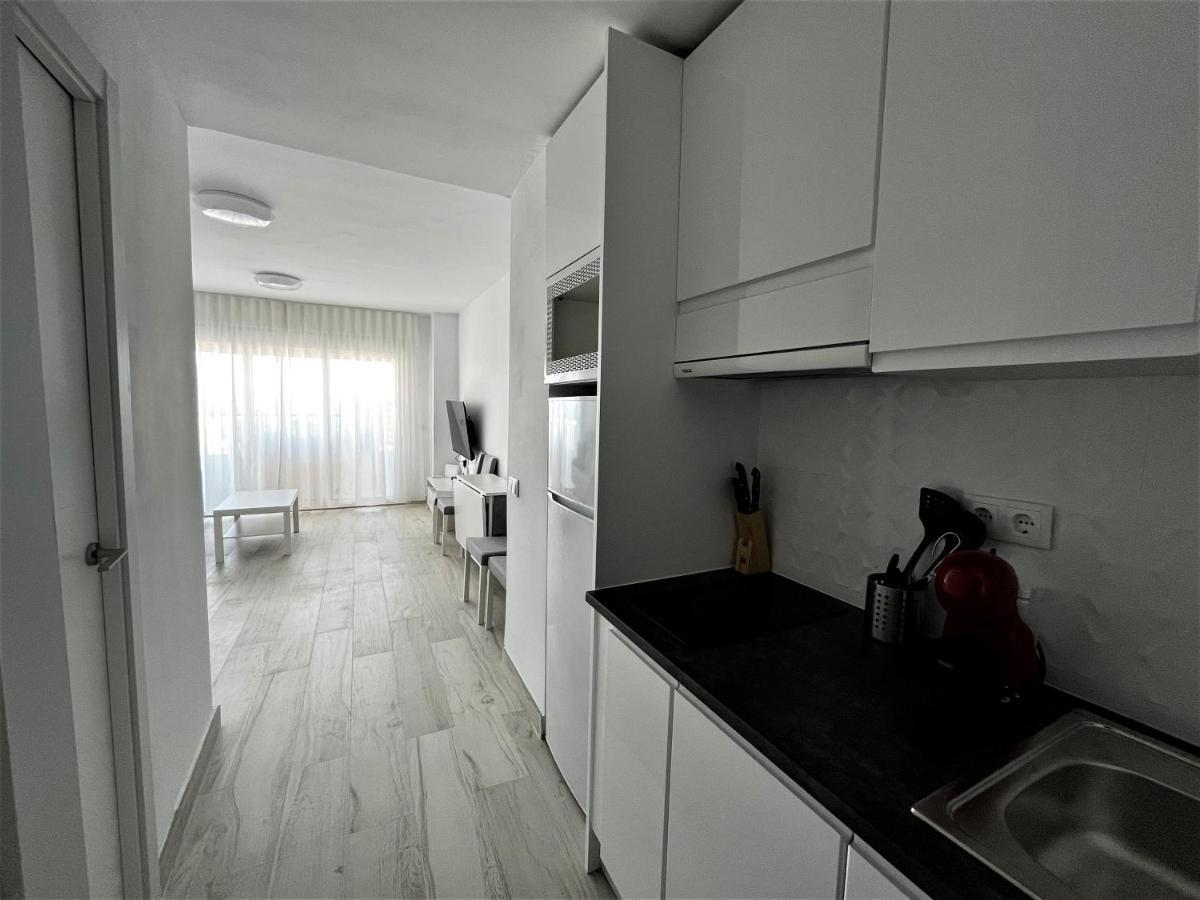 Ver853 - Estudio Con Terraza Vistas Al Mar, Piscina, Playa, Centro Torremolinos Extérieur photo